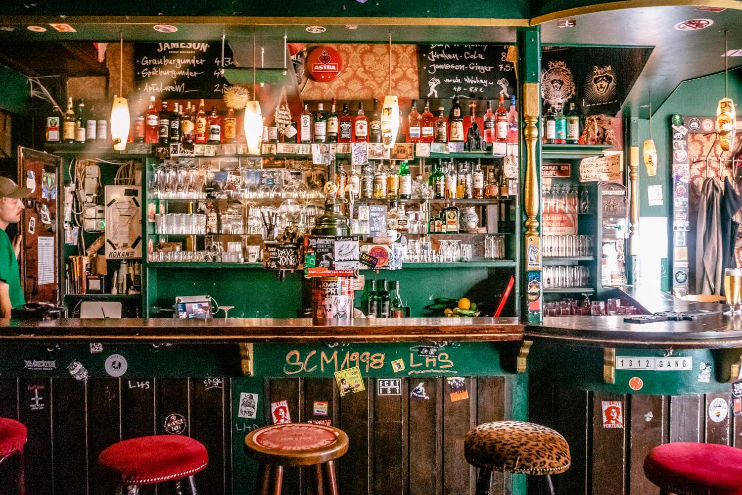 Punkrock und Schnaps in der Frieda Bar Mit Vergnügen Köln