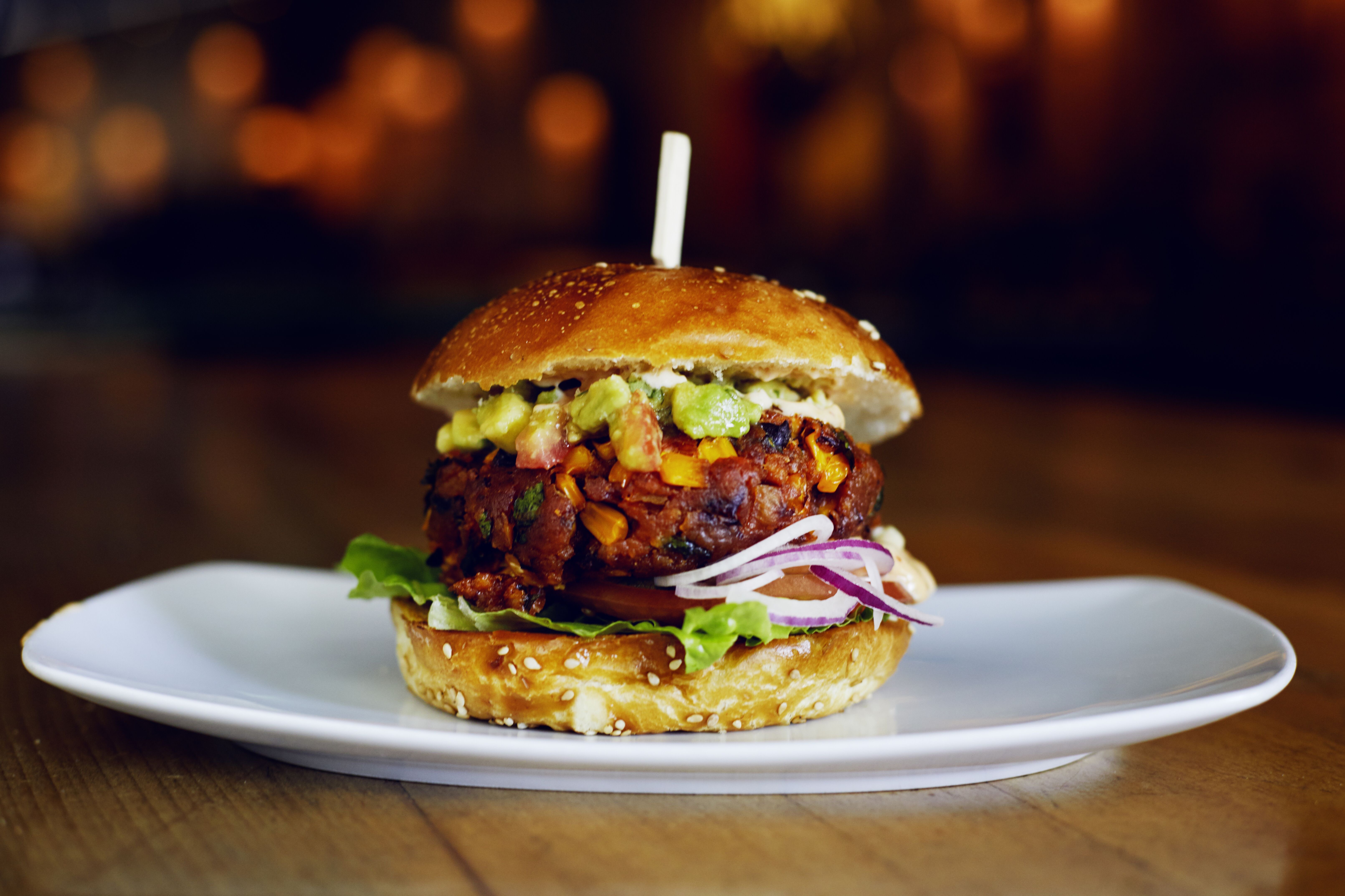 Im Burgerparadies bei Marx & Engels Mit Vergnügen Köln