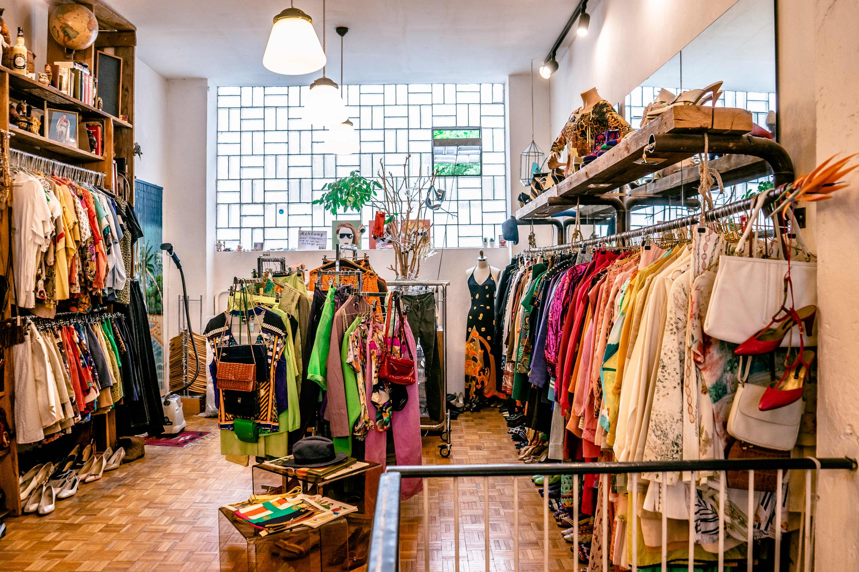 Raritäten bei Vintage Emde | Mit Vergnügen Köln