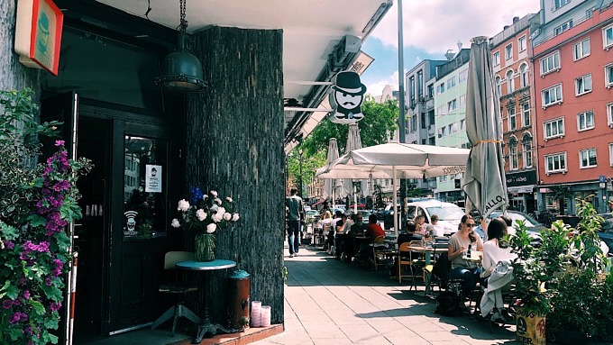 11 Cafés und Restaurants an der Aachener Straße, die ihr kennen solltet ...