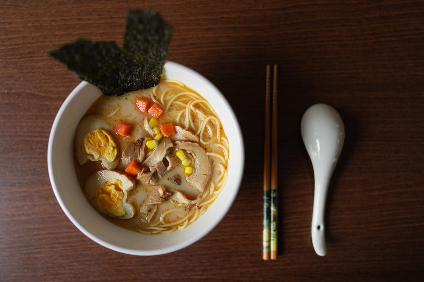 Asiatische Nudelsuppen im YouYou Noodle House | Mit Vergnügen Köln