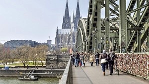 Liebe Zu Dritt Wie Aus Einem Parchen Ein Trarchen Wurde Mit Vergnugen Koln