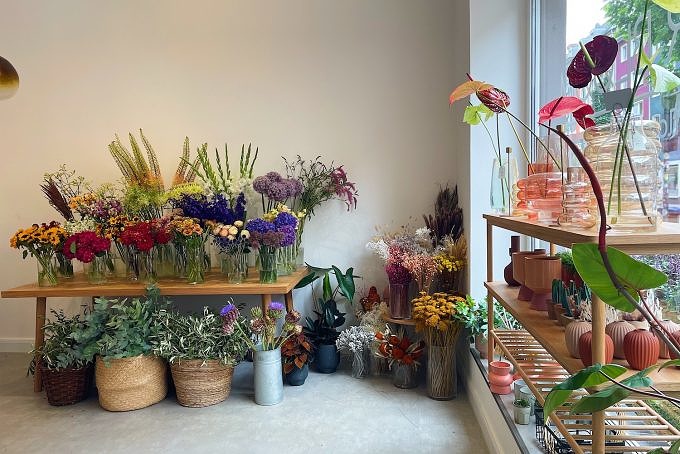 Ein echter Blickfang der neue Blumenladen Sør Bløøm an der Bonner