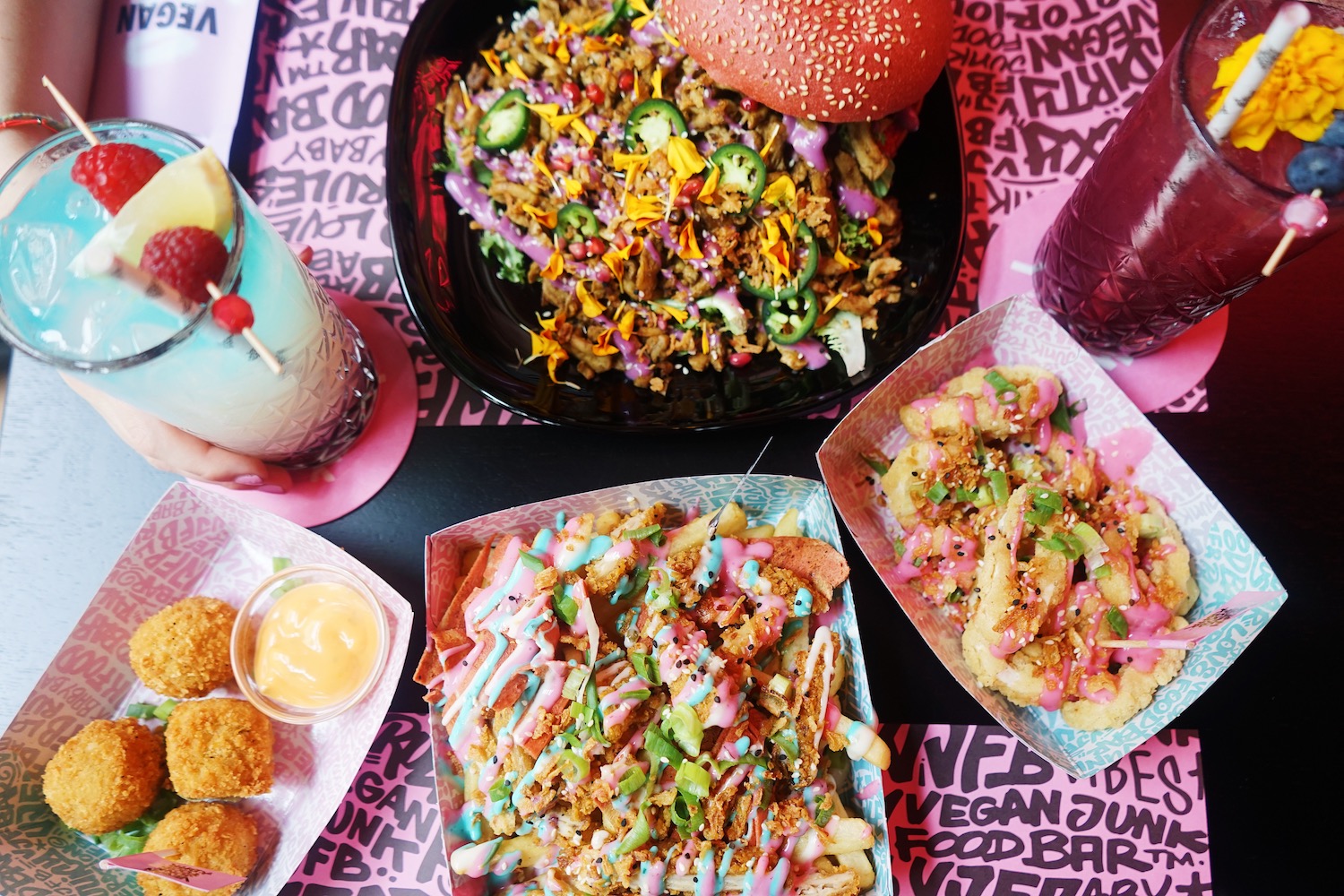 Burger Wings Und Co Deutschlands Erste Vegan Junk Food Bar In K ln 