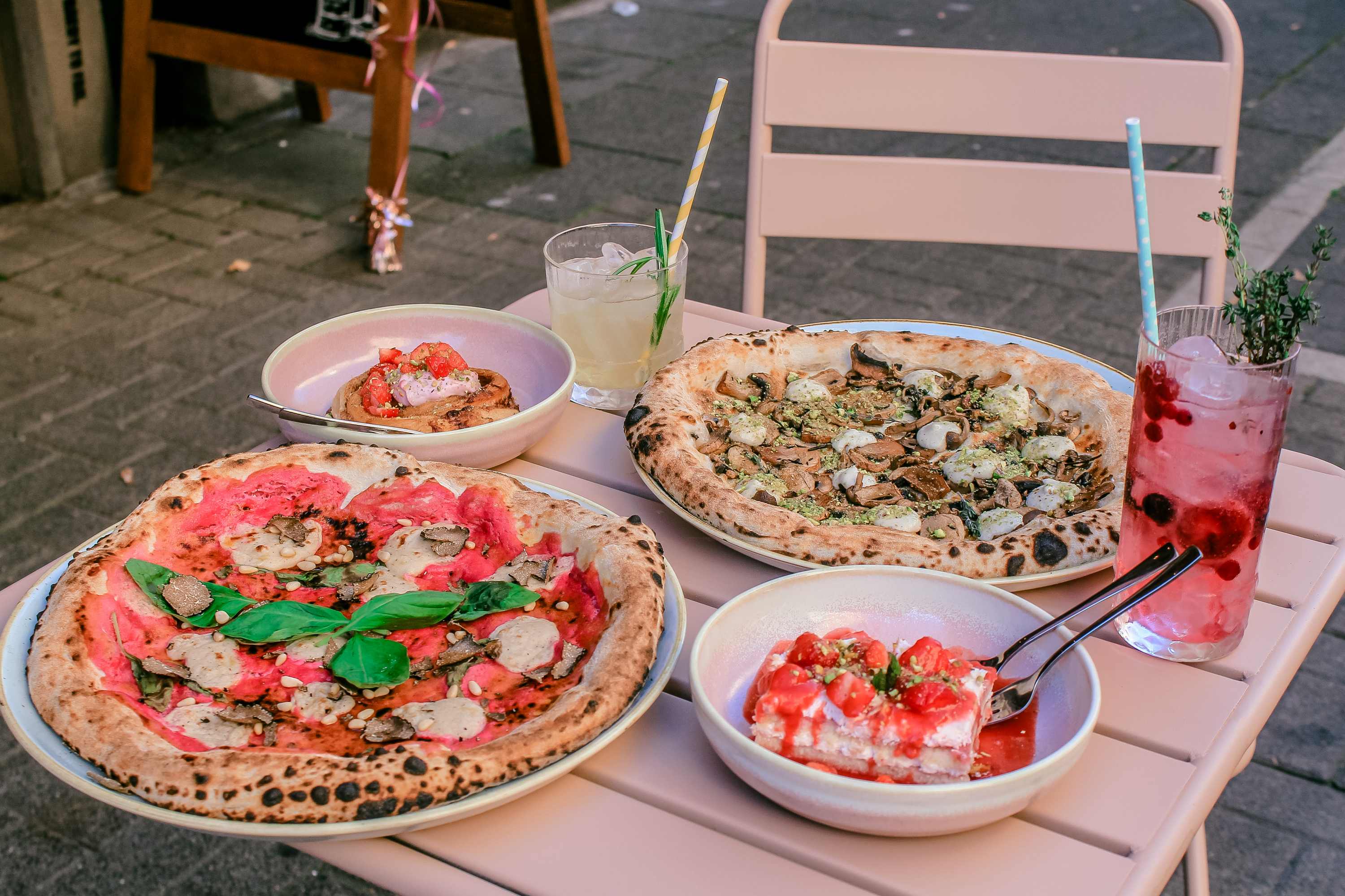 #Kölns erste vegane Pizzeria: Razzo zeigt, wie vegane Pizza Spaß macht