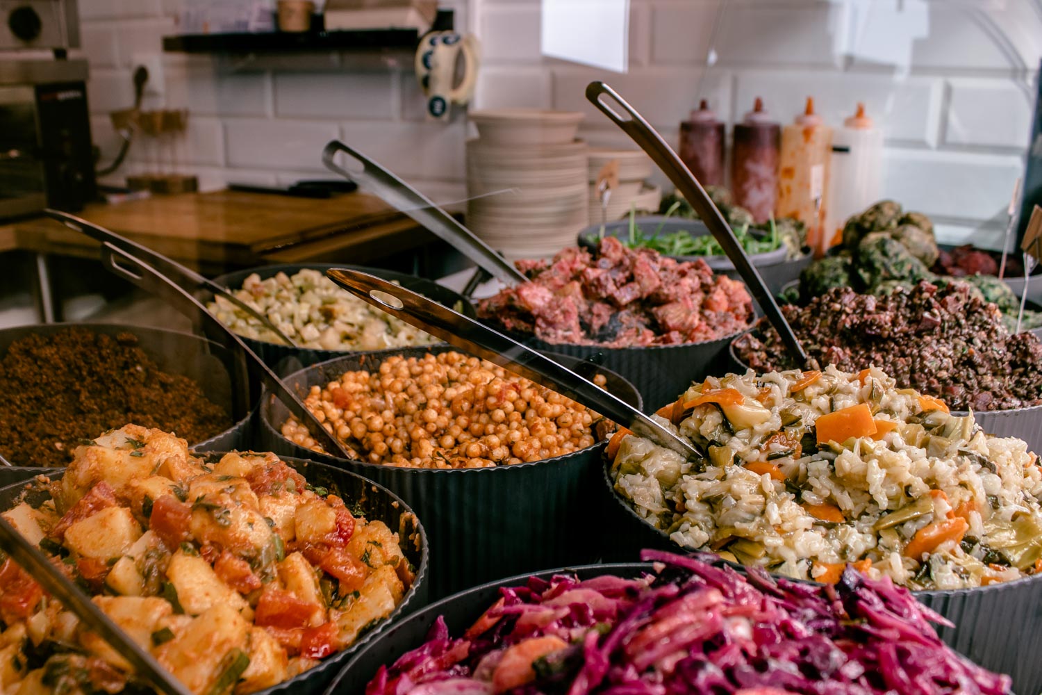 #Die kleinste (vegane) Salatbar Kölns: das Deli Routine